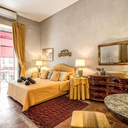 Apartment Wonderful With Balcony In Piazza Margana