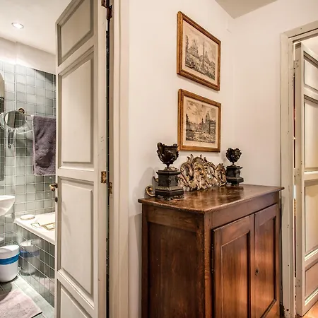 Stylish 2 Bdr With Balcony By Pantheon & Forum