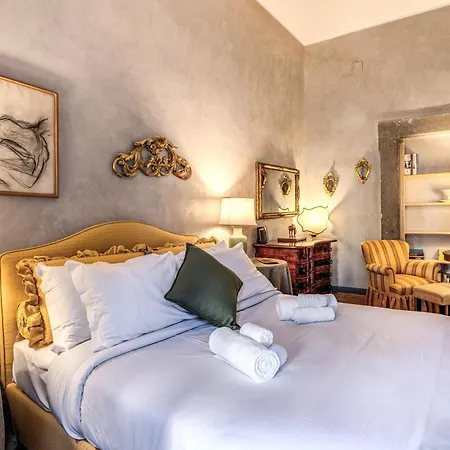 Stylish 2 Bdr With Balcony By Pantheon & Forum *