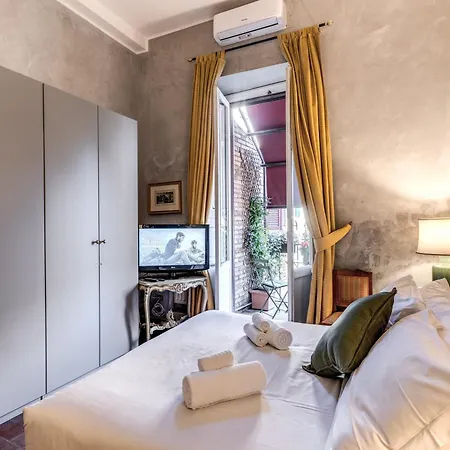 Stylish 2 Bdr With Balcony By Pantheon & Forum Apartmán Řím
