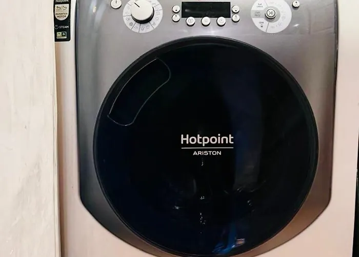 Apartman Stylish 2 Bdr With Balcony By Pantheon & Forum