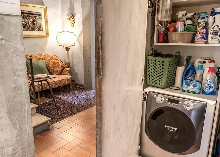 Stylish 2 Bdr With Balcony By Pantheon & Forum Apartmán *