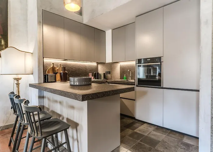 Apartmán Stylish 2 Bdr With Balcony By Pantheon & Forum